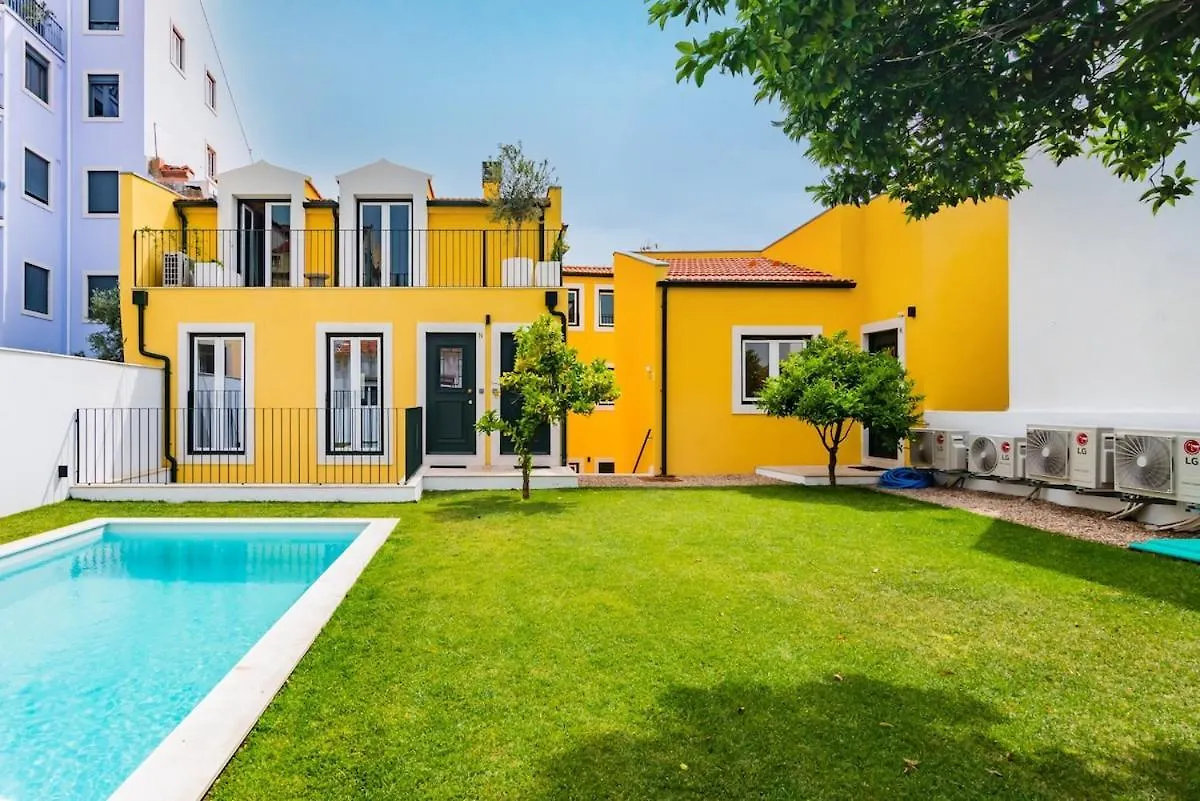 Lapa Getaway Studio With Swimming Pool Lisbon 0*,  Portugal