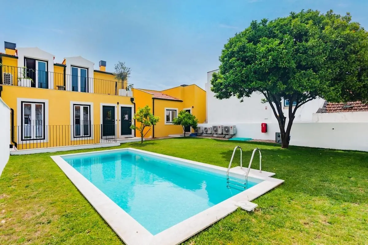 Lapa Getaway Studio With Swimming Pool Lisbon