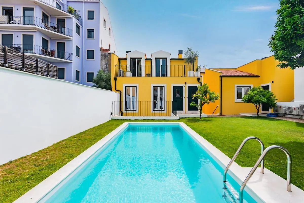 Lapa Getaway Studio With Swimming Pool Lisbon