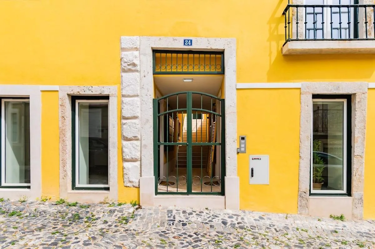 Lapa Getaway Studio With Swimming Pool Lisbon
